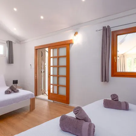 Hébergement de vacances La Sweet Little House *